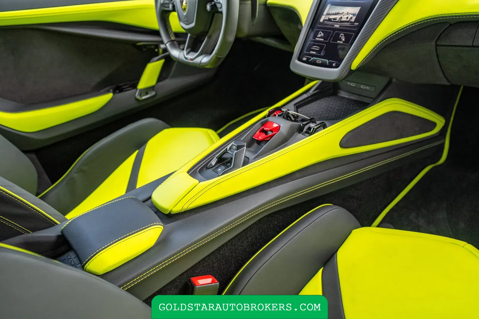 2024 Lamborghini Revuelto