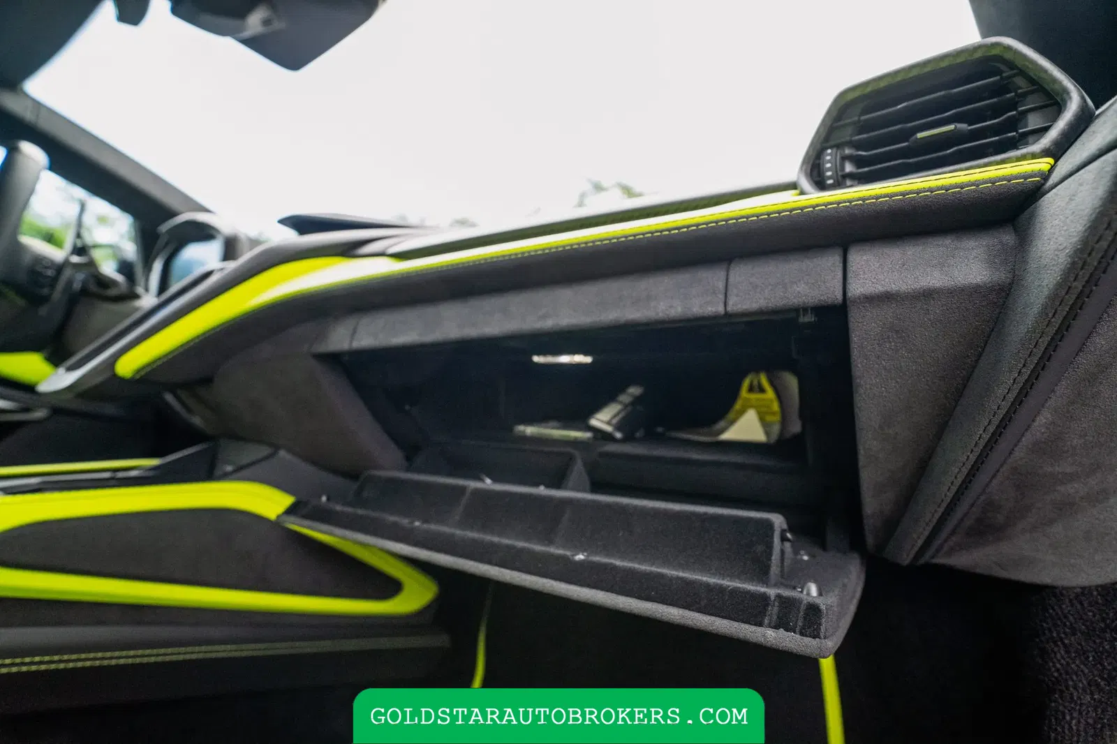 2024 Lamborghini Revuelto