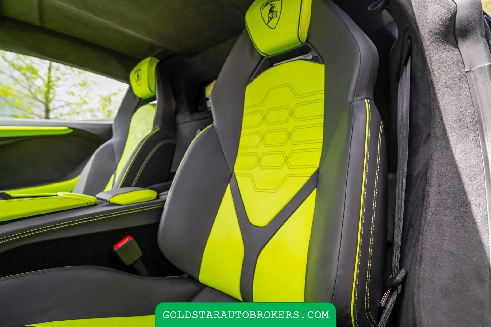 2024 Lamborghini Revuelto