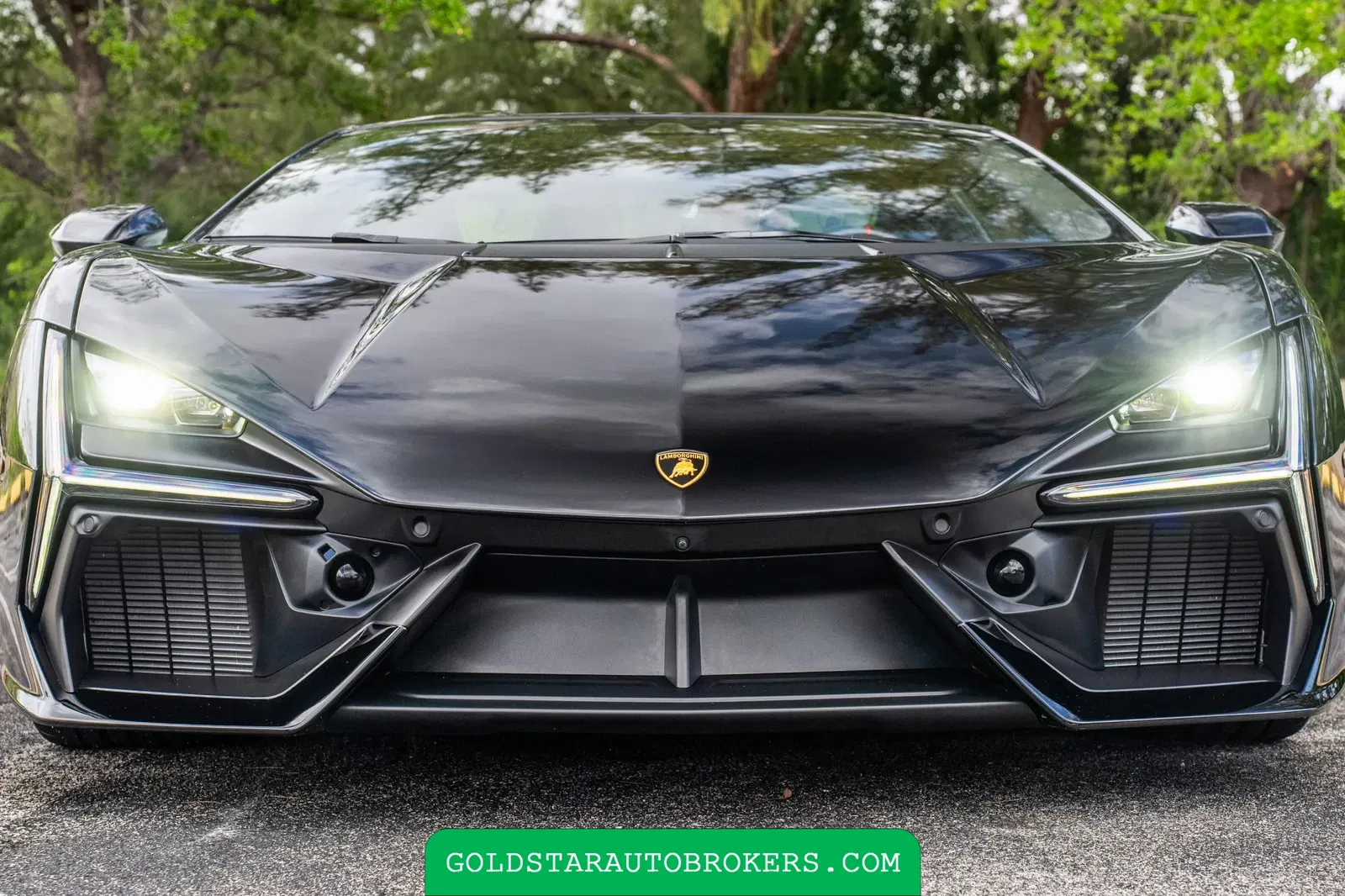 2024 Lamborghini Revuelto