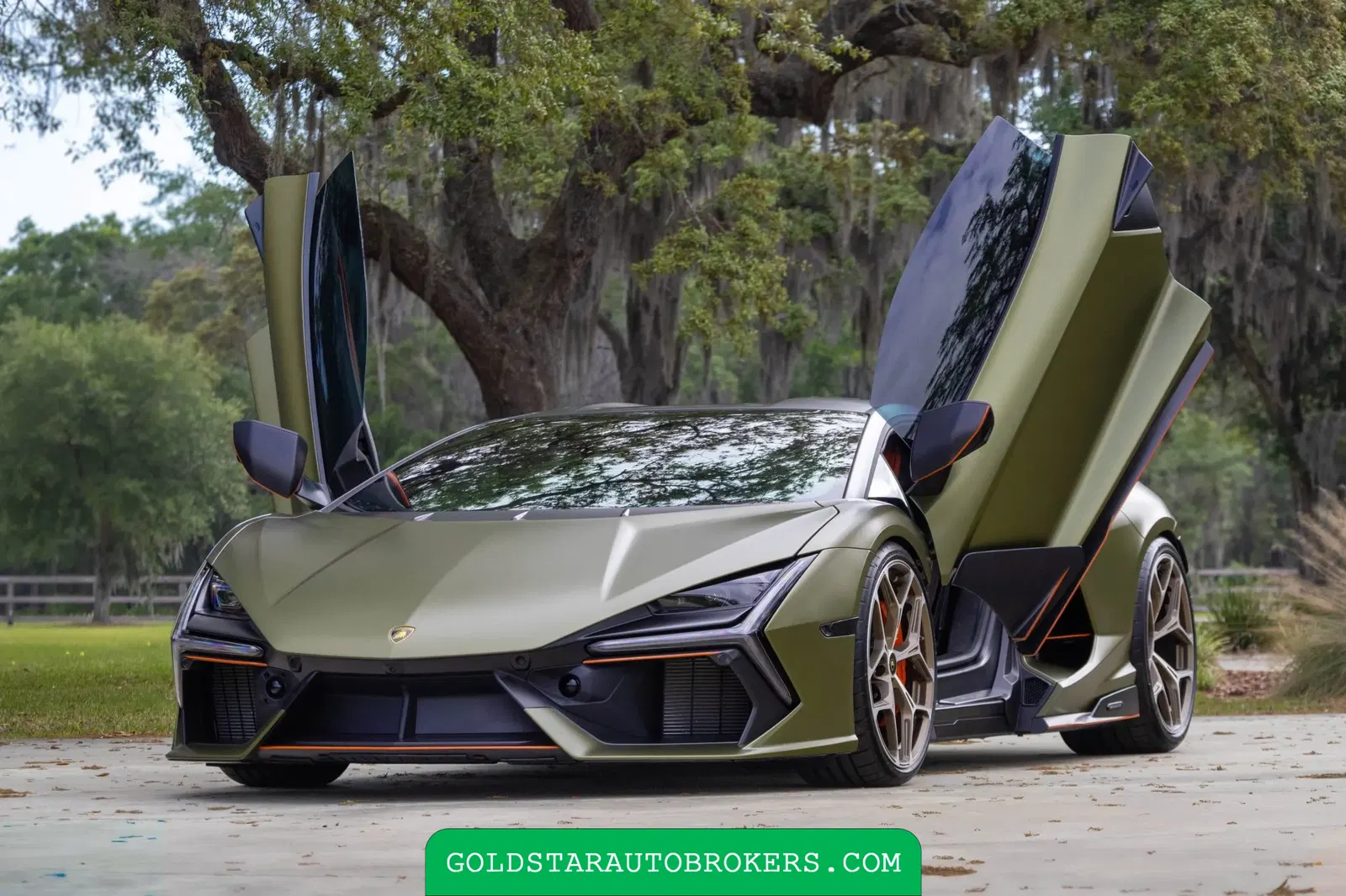 2025 Lamborghini Revuelto