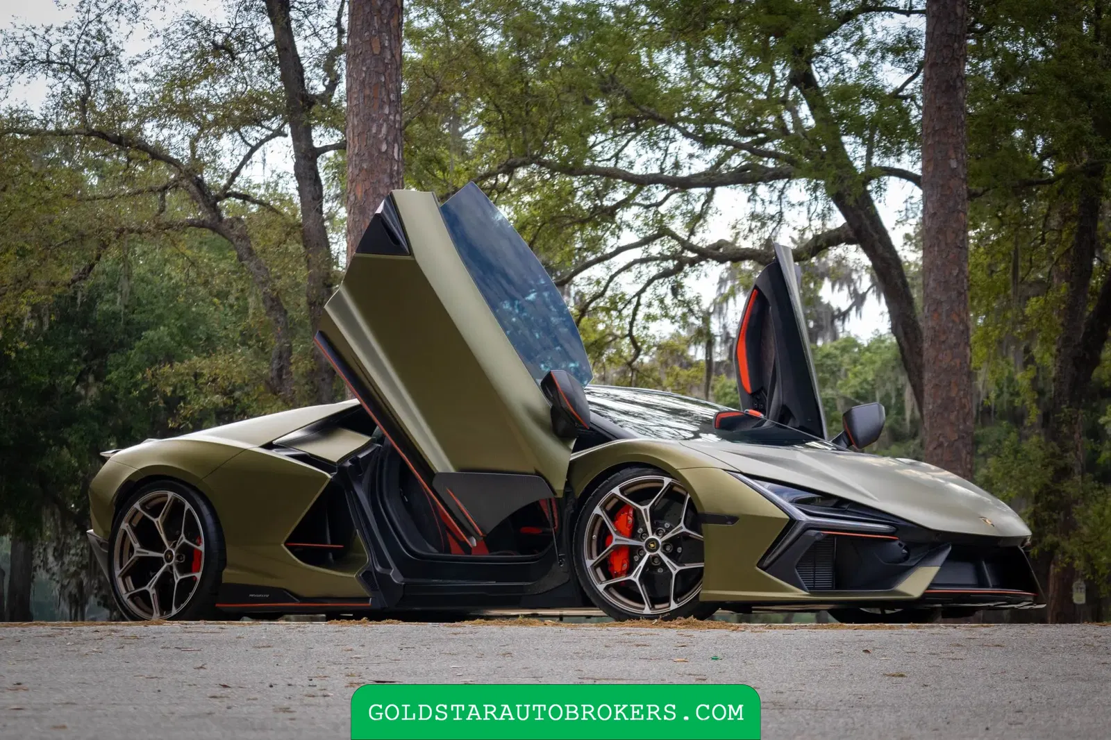2025 Lamborghini Revuelto