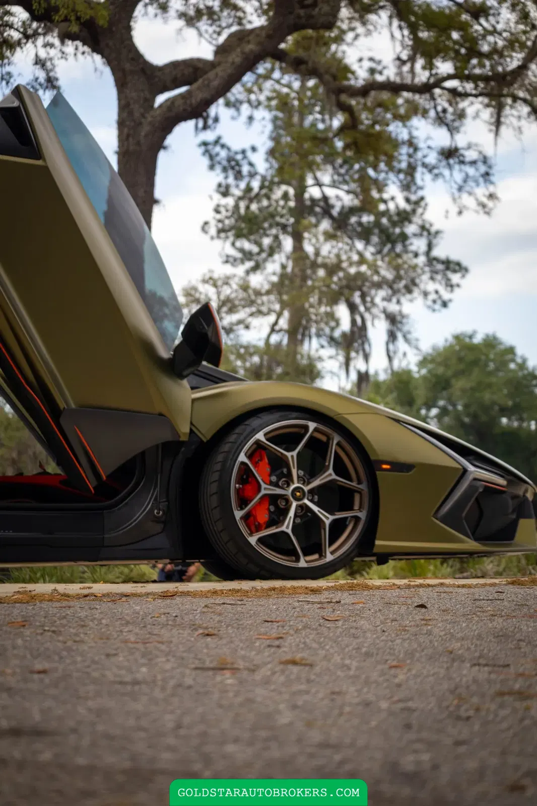 2025 Lamborghini Revuelto