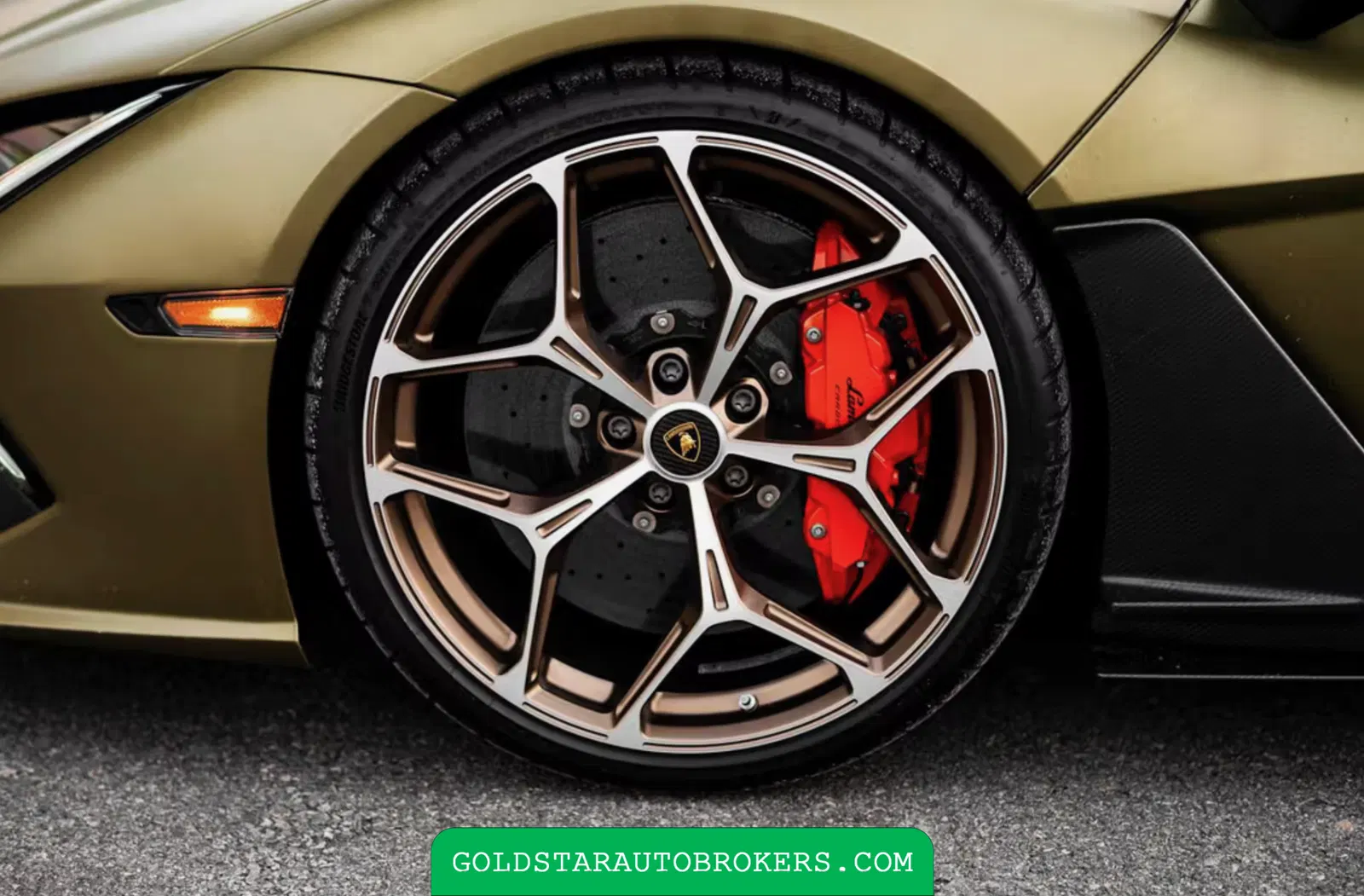 2025 Lamborghini Revuelto