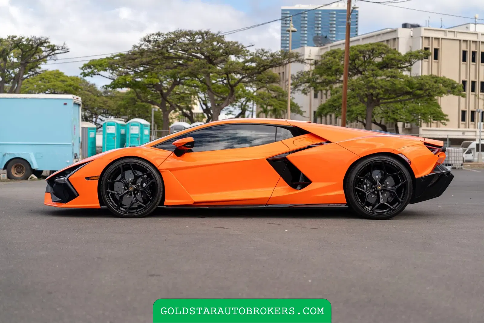 2024 Lamborghini Revuelto