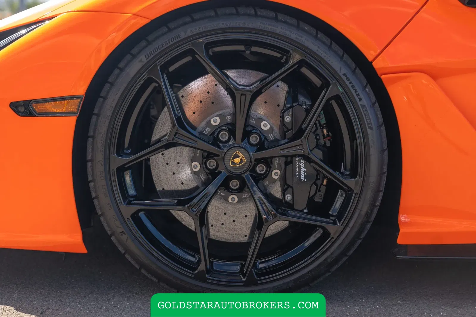 2024 Lamborghini Revuelto