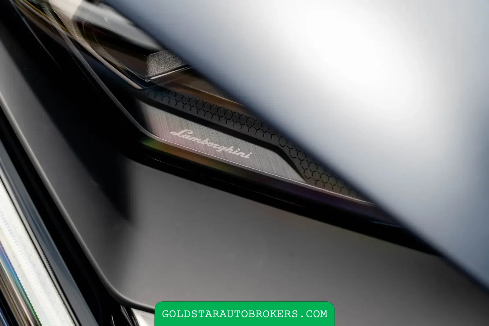 2025 Lamborghini Revuelto