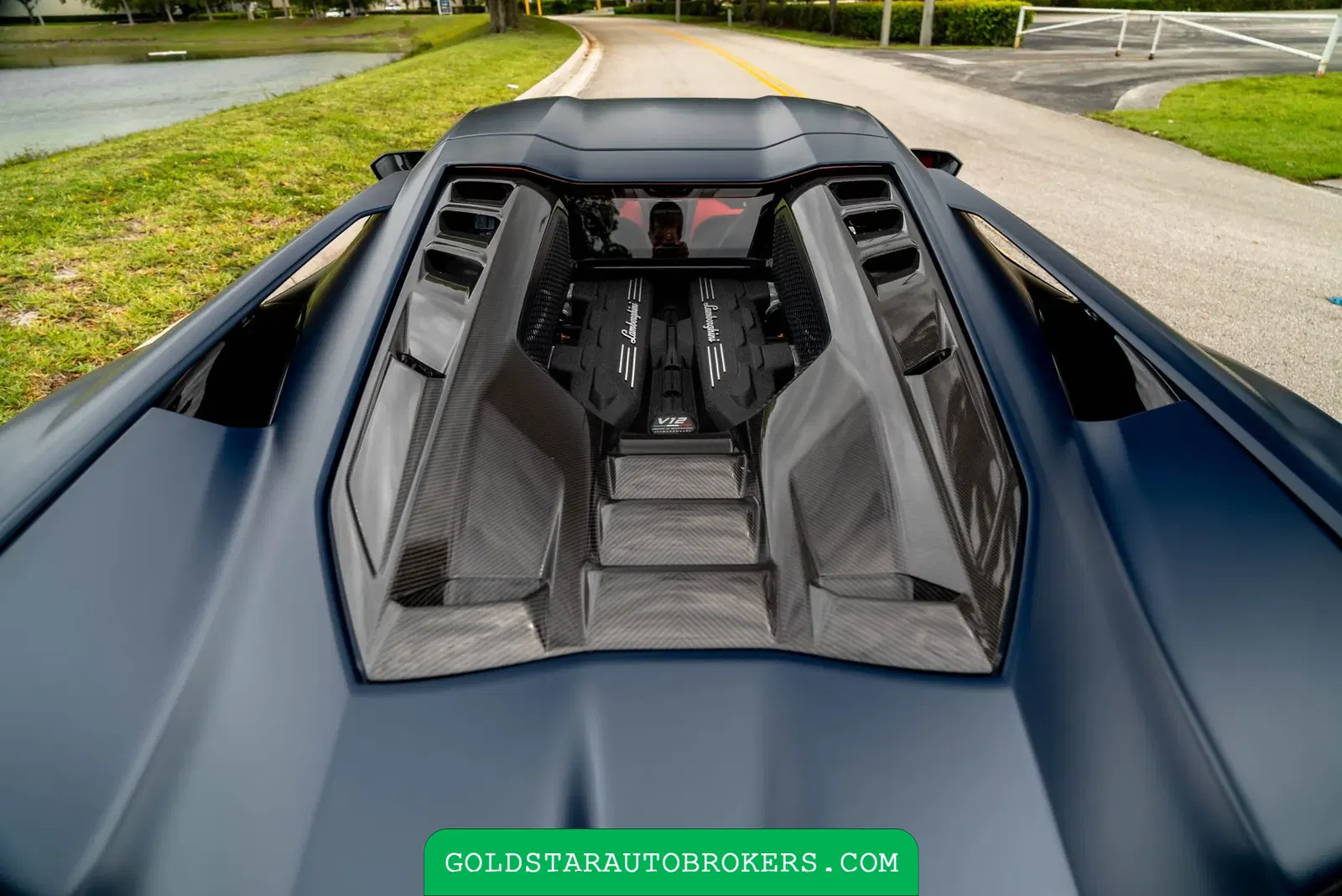 2025 Lamborghini Revuelto