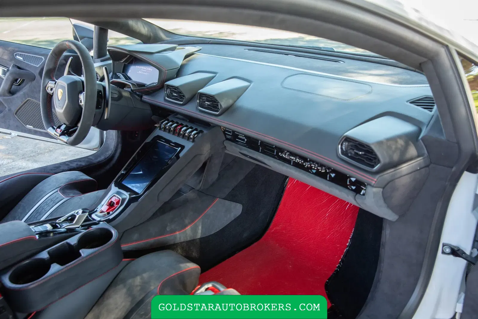 2024 Lamborghini Huracan Sterrato