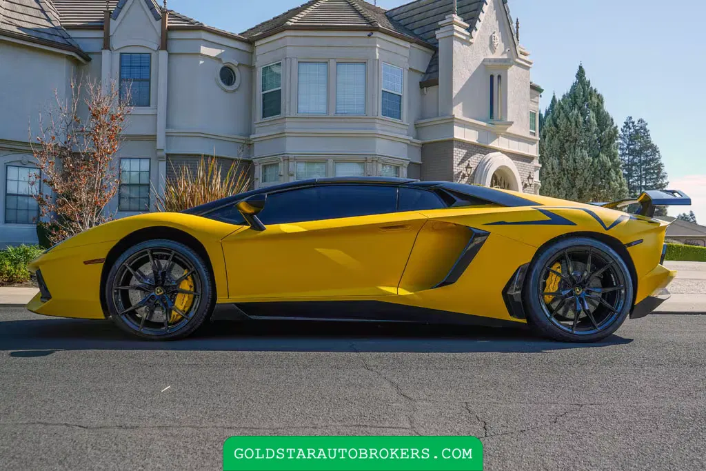 2015 Lamborghini Aventador Roadster