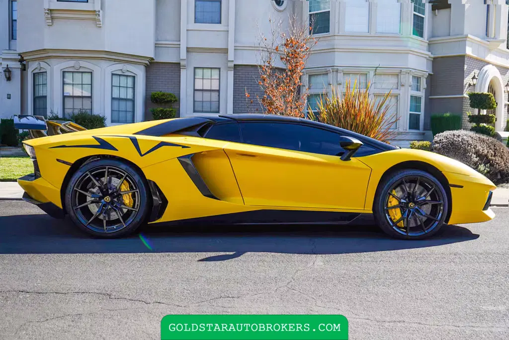 2015 Lamborghini Aventador Roadster