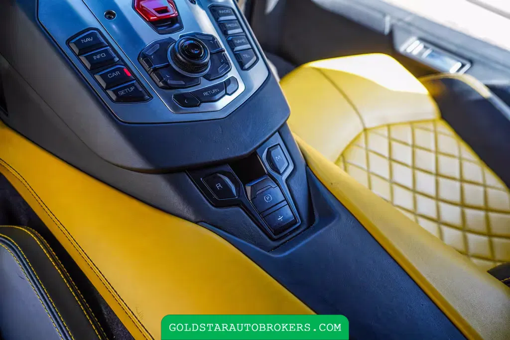 2015 Lamborghini Aventador Roadster