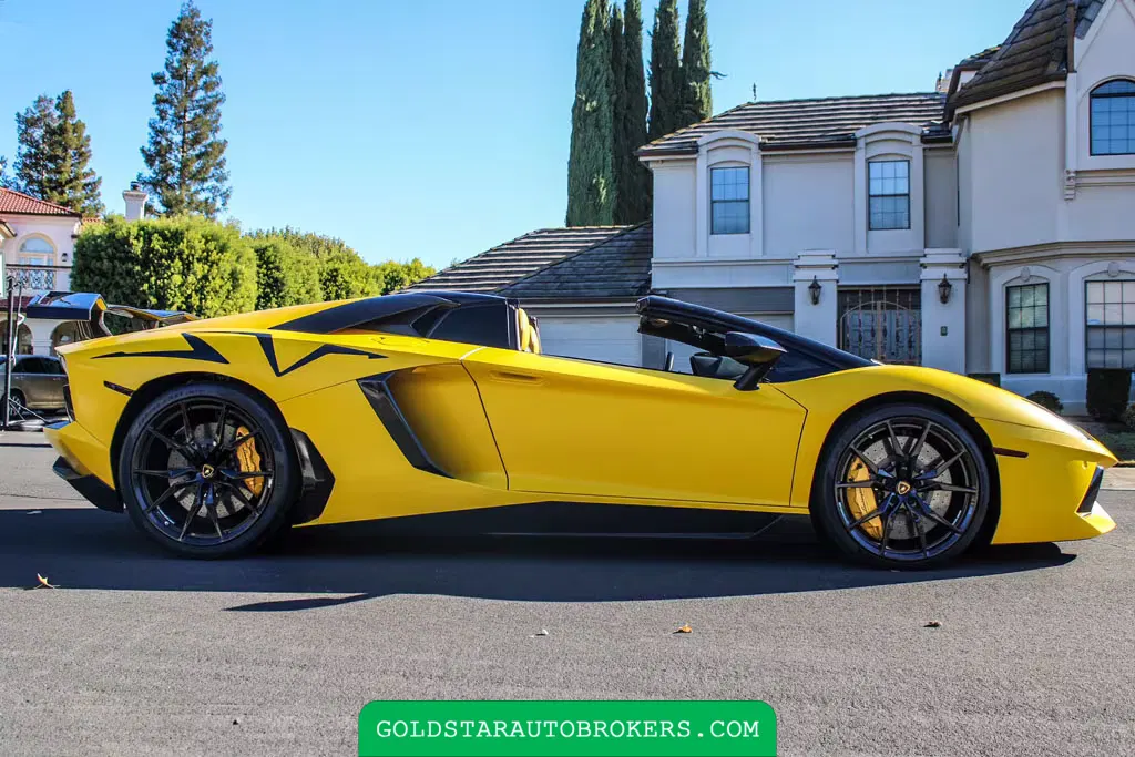 2015 Lamborghini Aventador Roadster