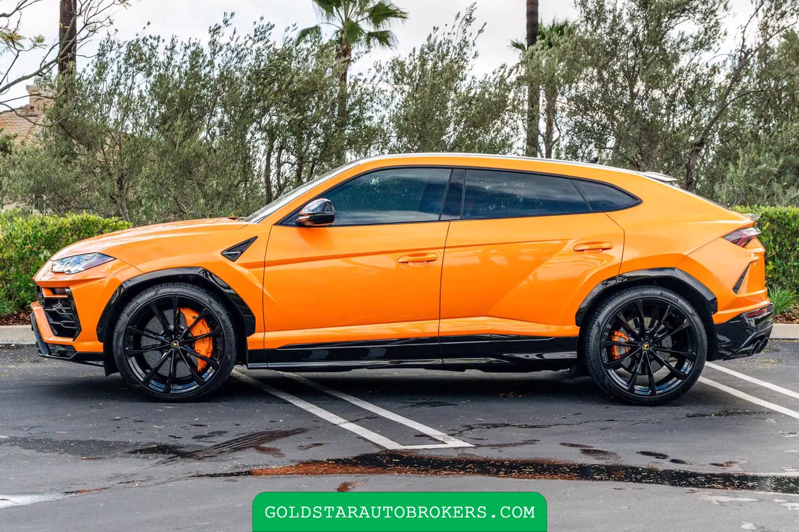 2022 Lamborghini Urus Pearl Capsule
