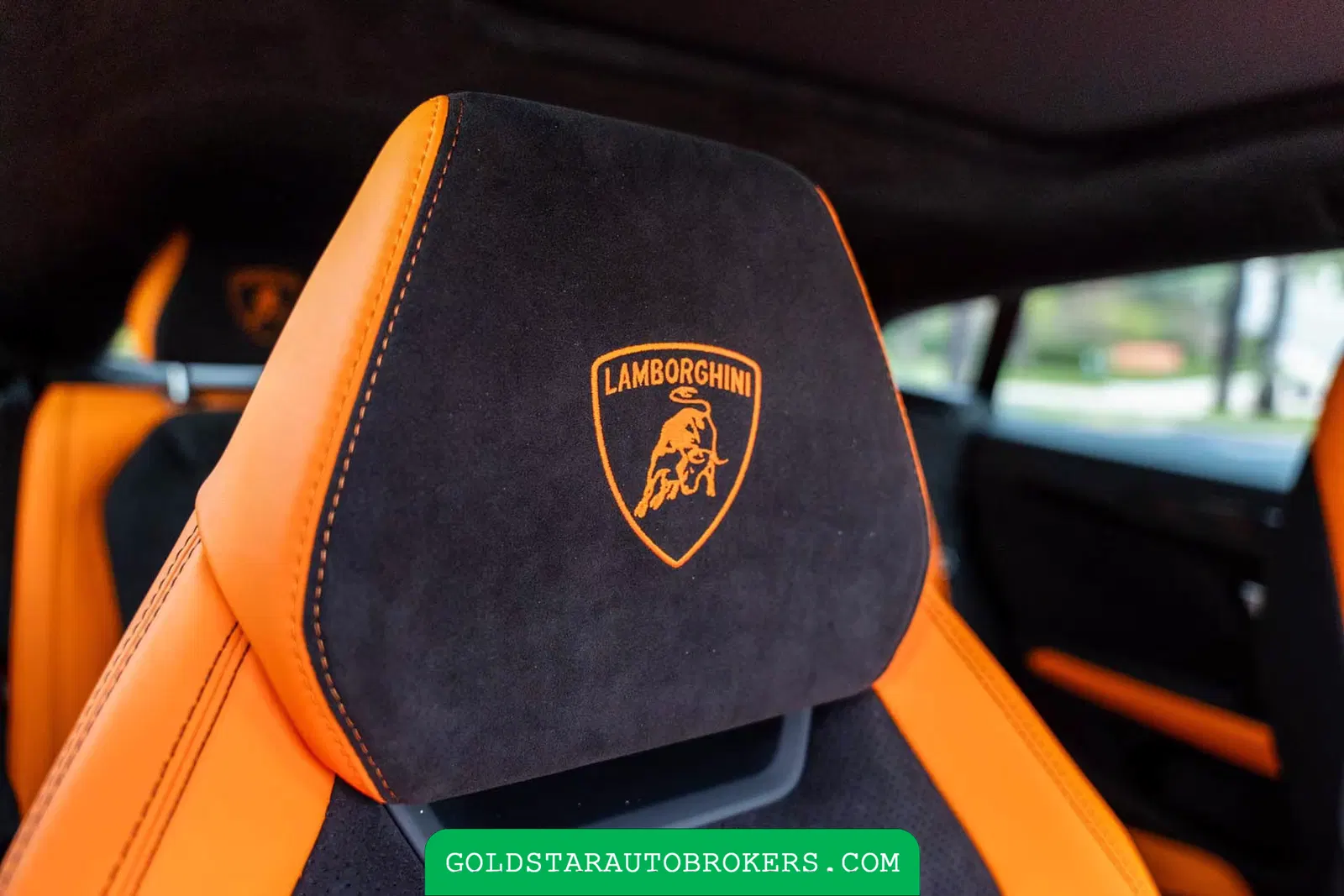 2022 Lamborghini Urus Pearl Capsule