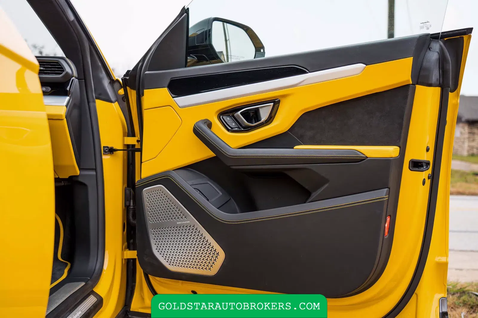 2020 Lamborghini Urus