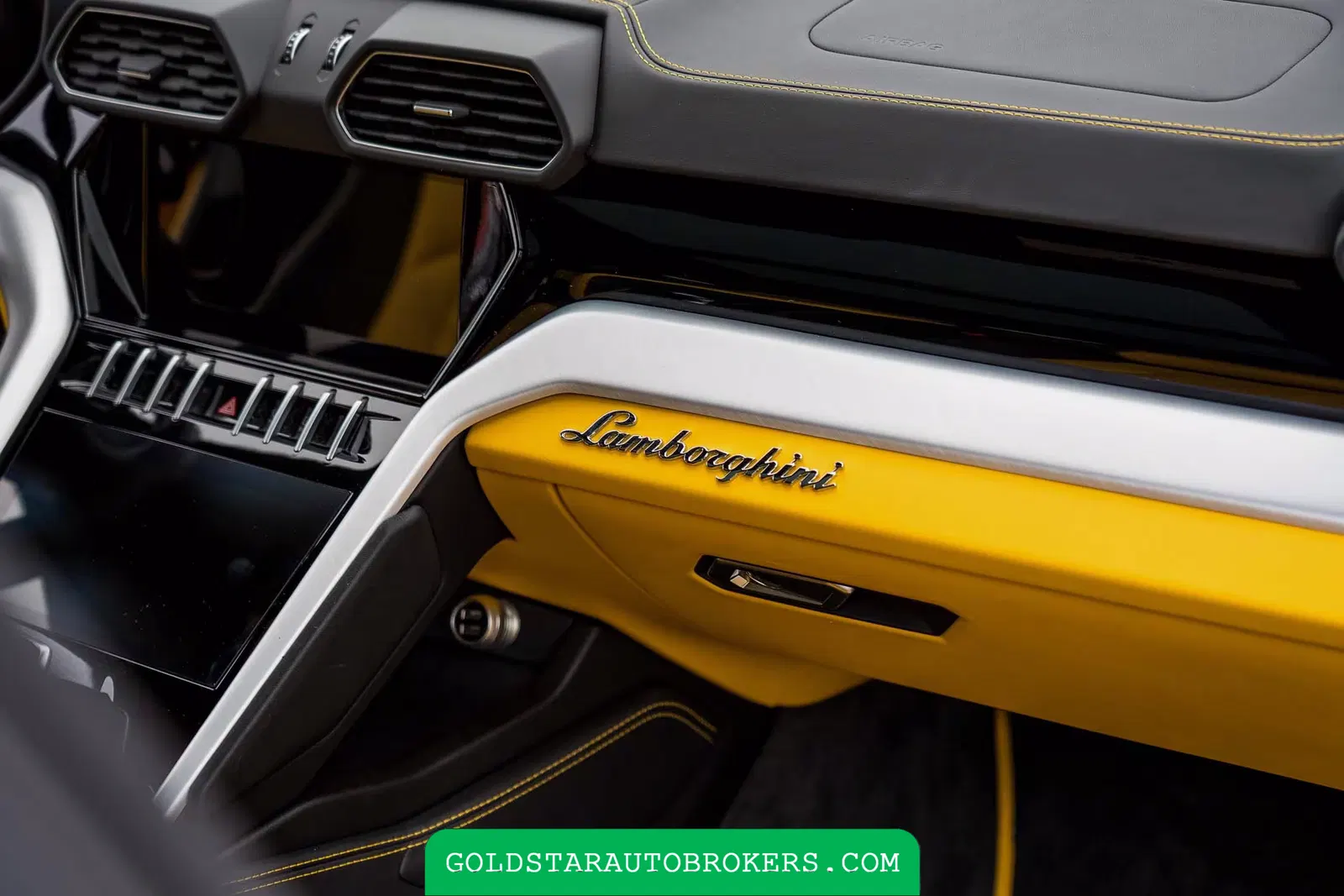 2020 Lamborghini Urus