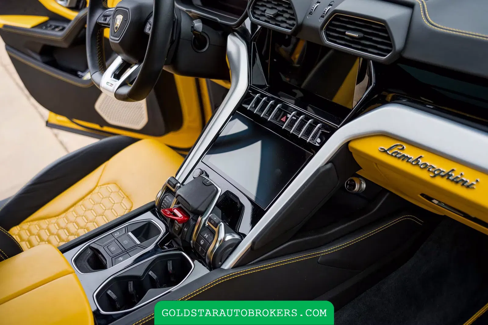 2020 Lamborghini Urus