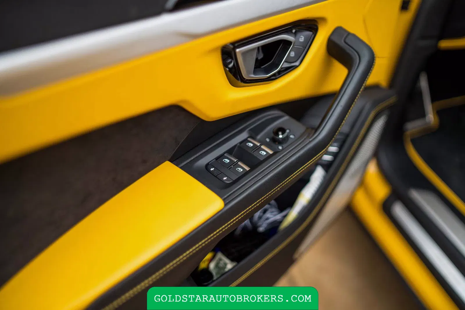 2020 Lamborghini Urus