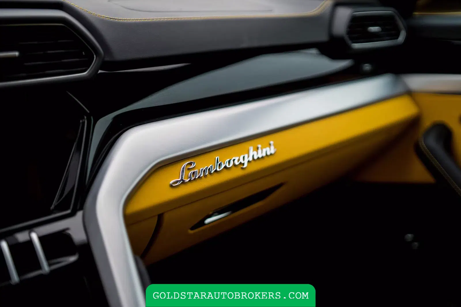 2020 Lamborghini Urus