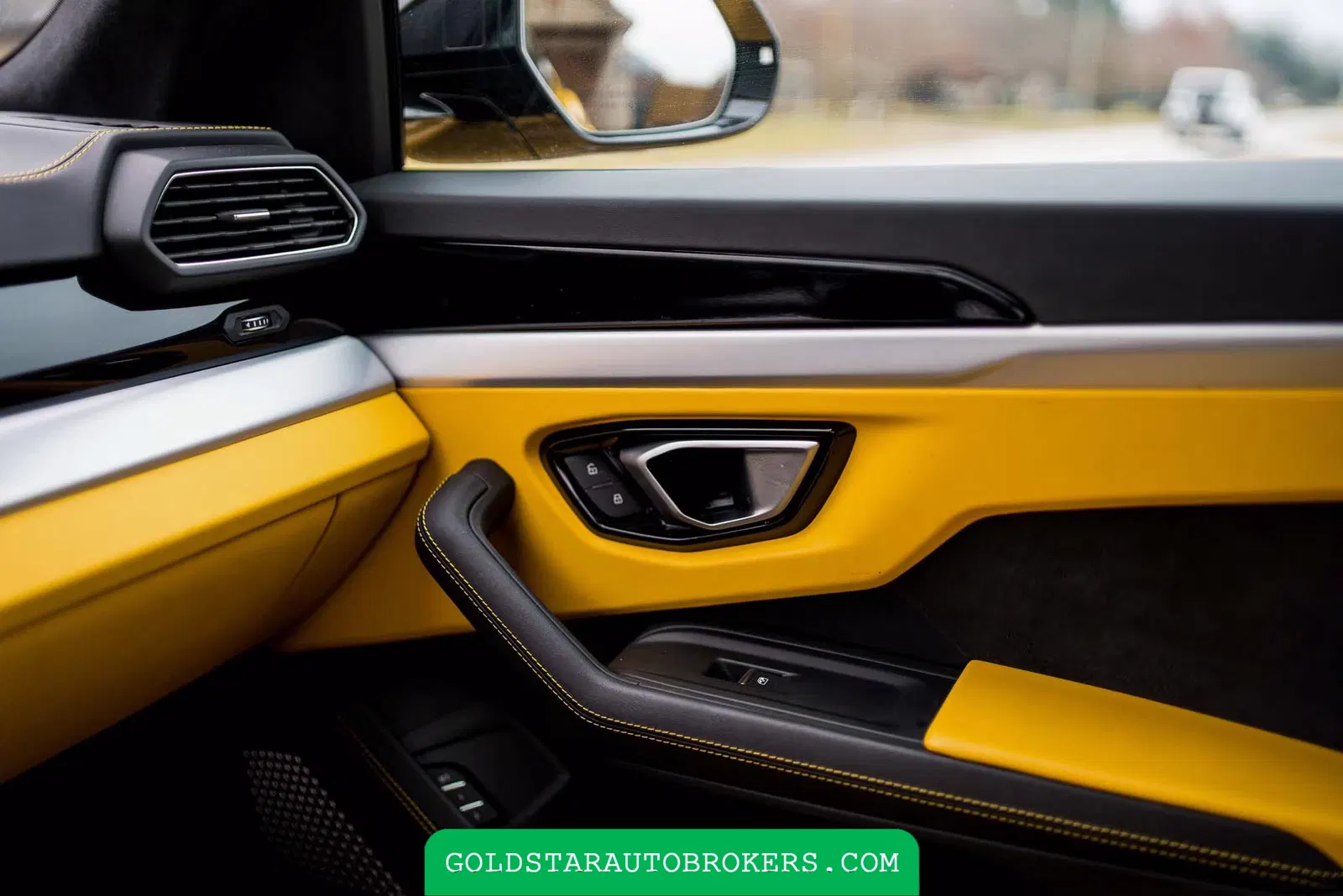 2020 Lamborghini Urus
